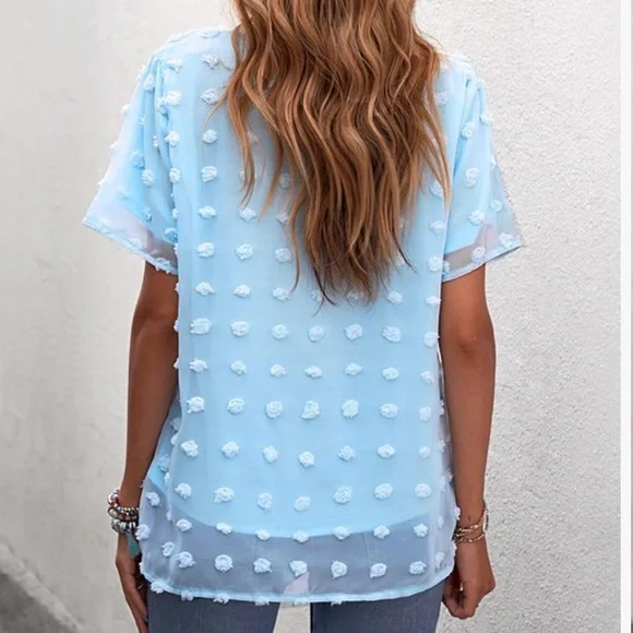 Gorgeous baby blue top.  So cute, perfect for casual or the office. - Picture 4 of 6